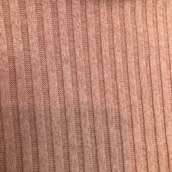 Gap ribbed cowl neck pink sweater size medium - Picture 6 of 6